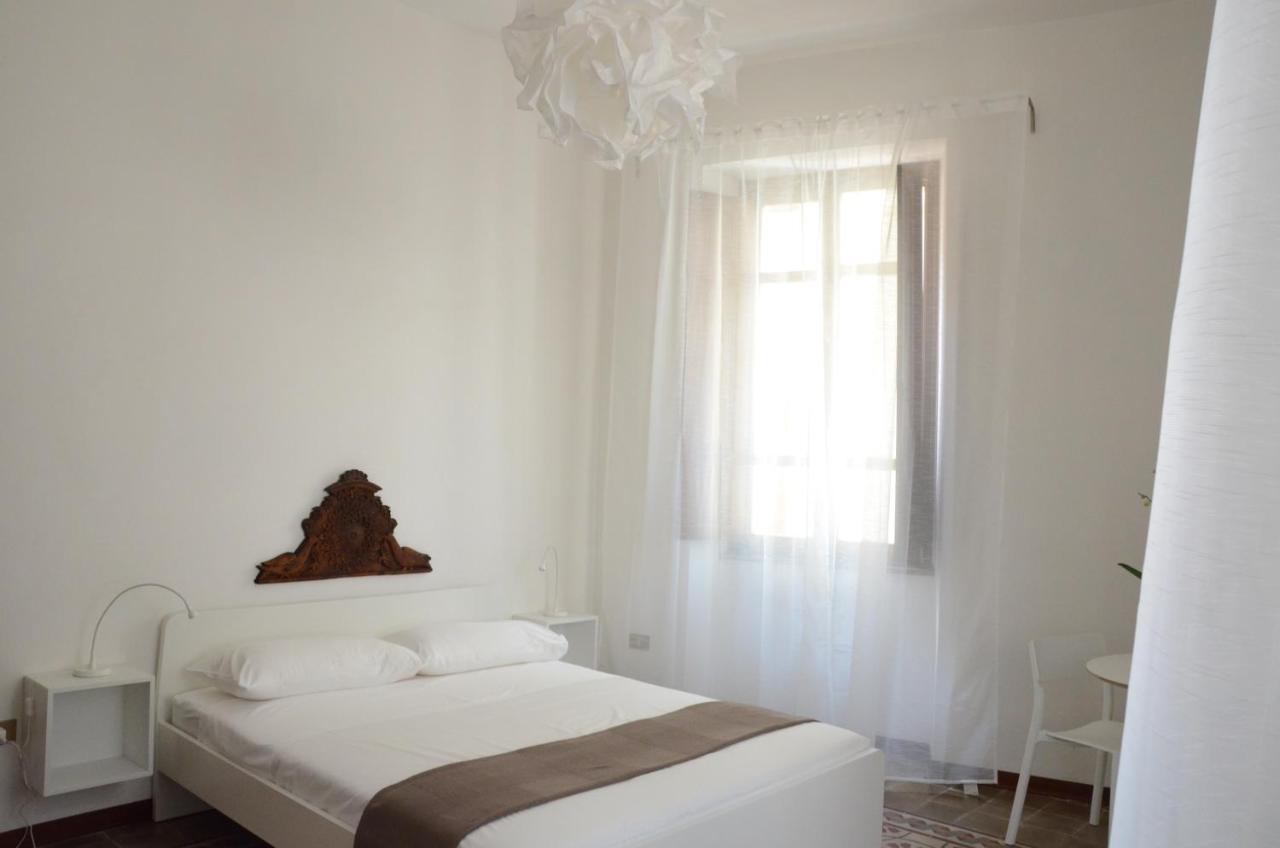Bed and Breakfast Casa Cabras Siniscola Exterior foto